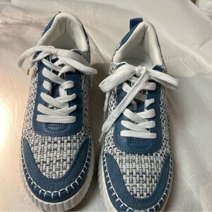Universal Thread Blue Tweed Persephone Sneakers Size 10